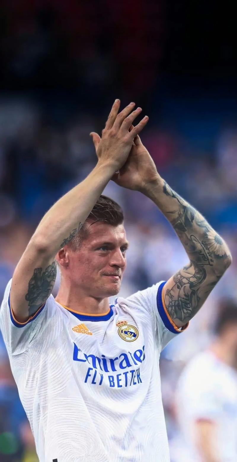 关于AC米兰核心中场克罗斯赛季进攻火力强劲的信息